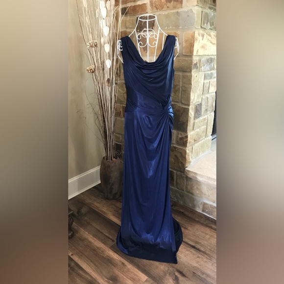 Adrianna Papell Dresses & Skirts - Adrianna Papell Formal, Navy Blue Color, In excellent condition.